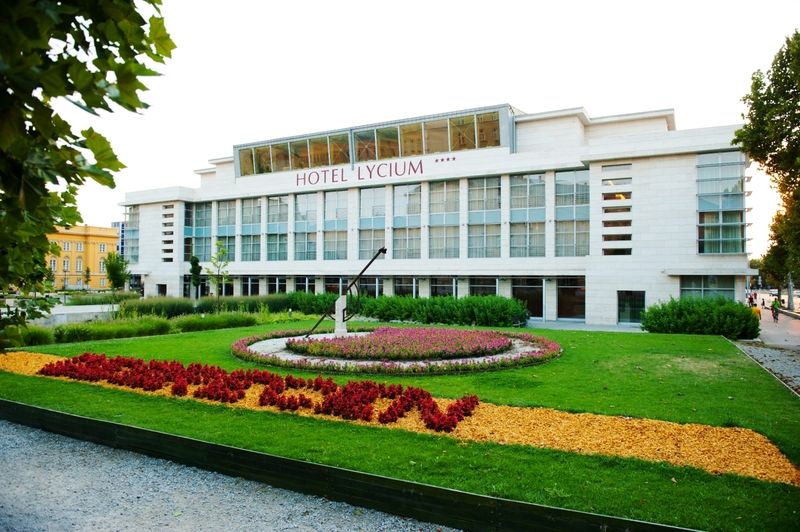 Hotel Lycium Debrecen Exterior foto