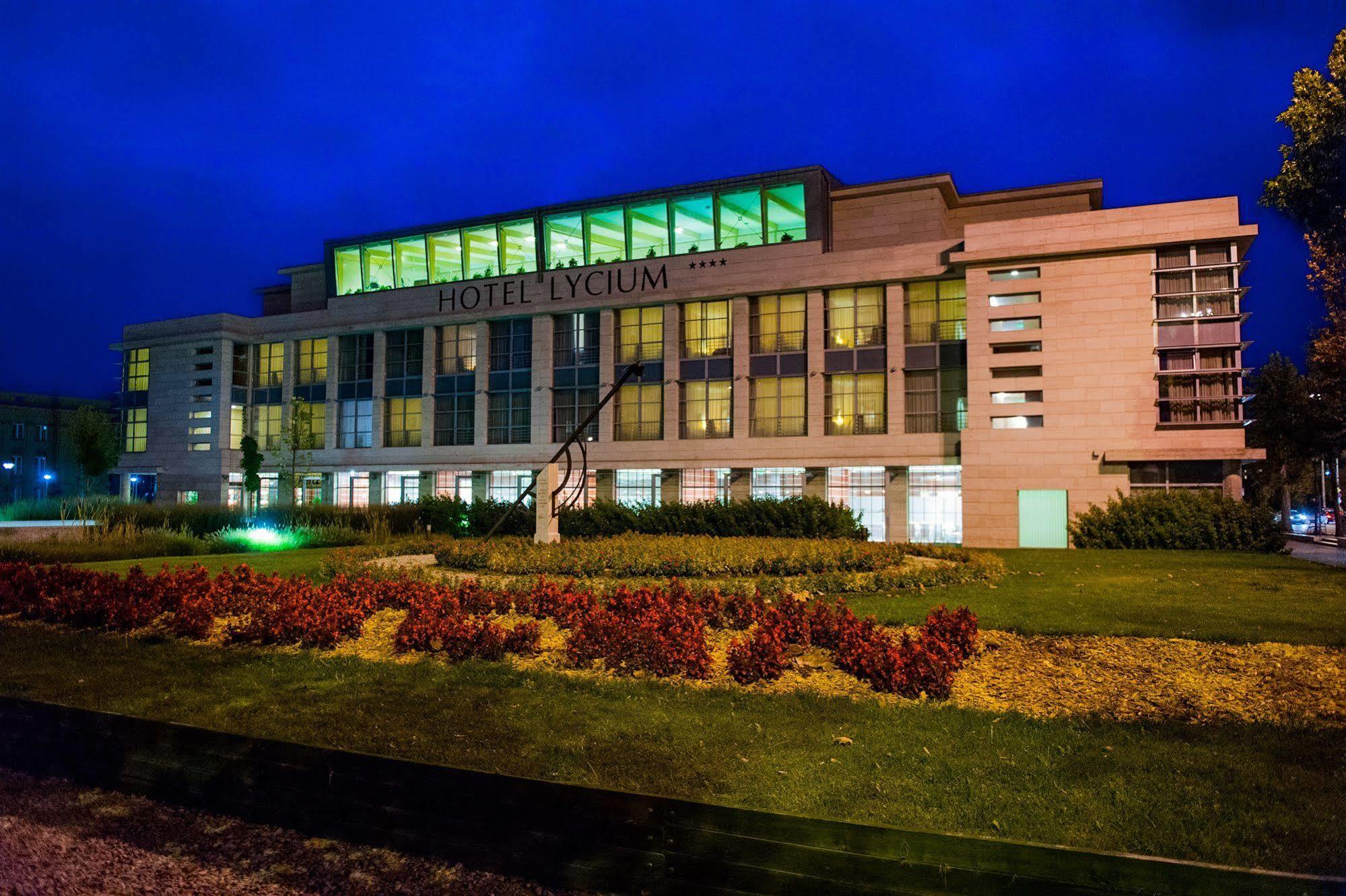 Hotel Lycium Debrecen Exterior foto